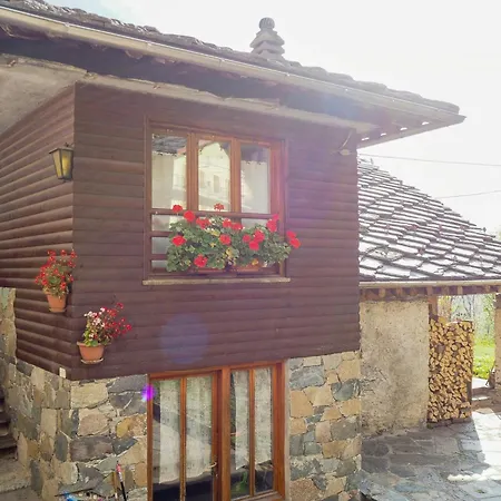 Stone With Views Over Balme Valley Σπίτι διακοπών Ala di Stura
