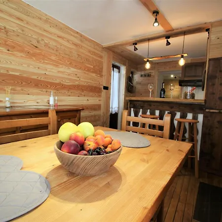 Stone With Views Over Balme Valley Casa de Férias